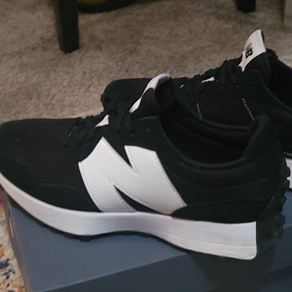 New Balance 327's Men's Black and White Sneakers